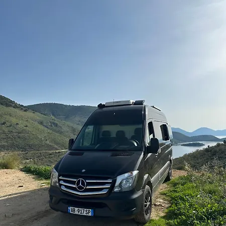 Alvanture Luxury Campervan The Mother Apartmán *