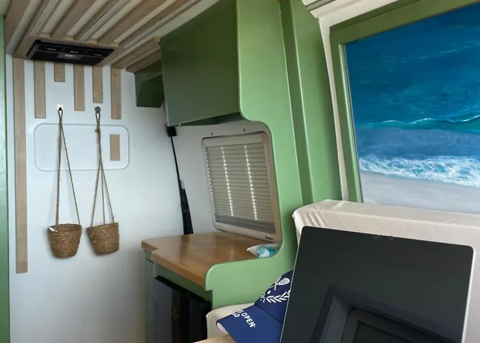 Alvanture Luxury Campervan The Mother * Tirana