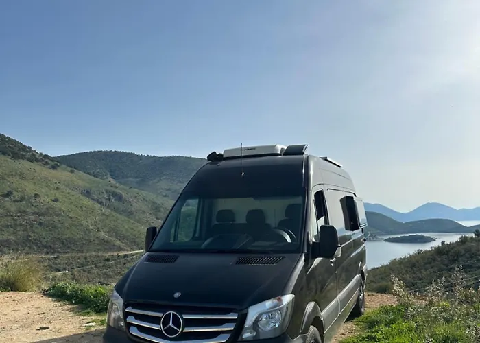 Alvanture Luxury Campervan The Mother Apartmán *