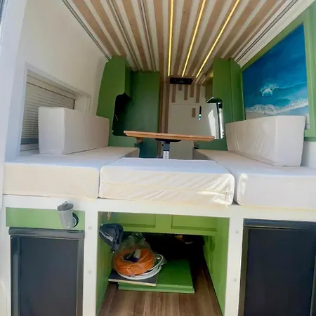 Alvanture Luxury Campervan The Mother Appartamento